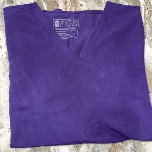 FIGS SMALL PURPLE TOP